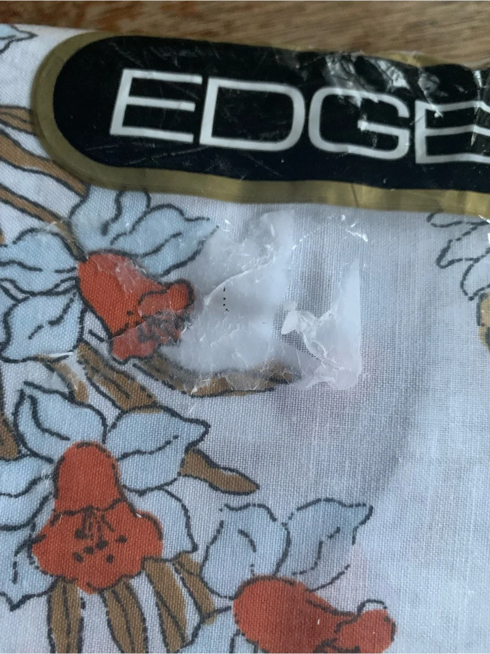 Edgemont Twin Fitted Sheet Vintage Daisy Daffodil Floral Design Made in USA NIP